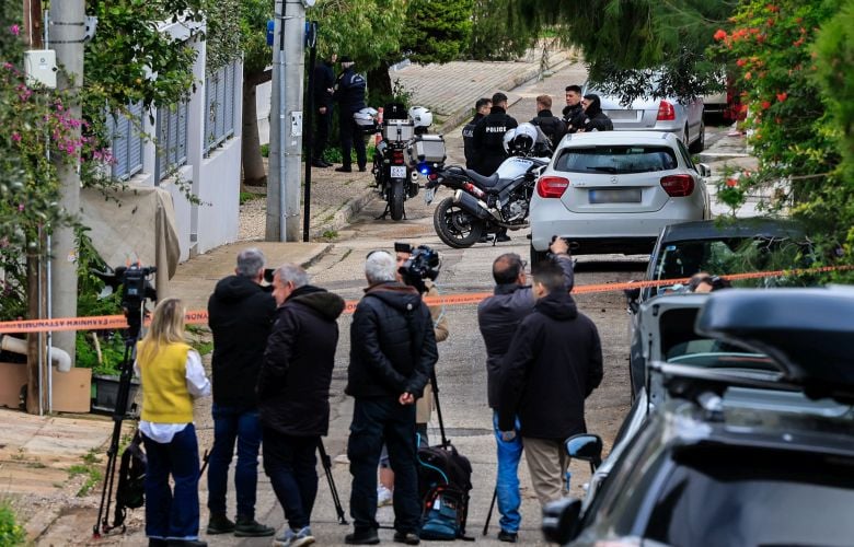 «Σκότωσα την μητέρα και τον πατέρα μου. Θα σκοτώσω και τα αδέρφια μου, αν με αφήσετε ελεύθερο», είπε ο πατροκτόνος στην Γλυφάδα: