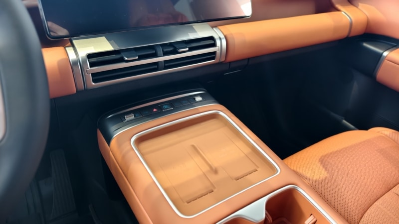 BYD Ti7: Το PHEV-SUV που «γκρεμίζει» τους κανόνες – AWD, 1.300 Km αυτονομία και χαρακτήρας εκτός δρόμου