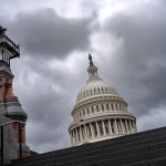 Κίνδυνος νέου shutdown στις ΗΠΑ – Συμφωνία Λευκού Οίκου και Δημοκρατικών αποτρέπει παρατεταμένη κρίση