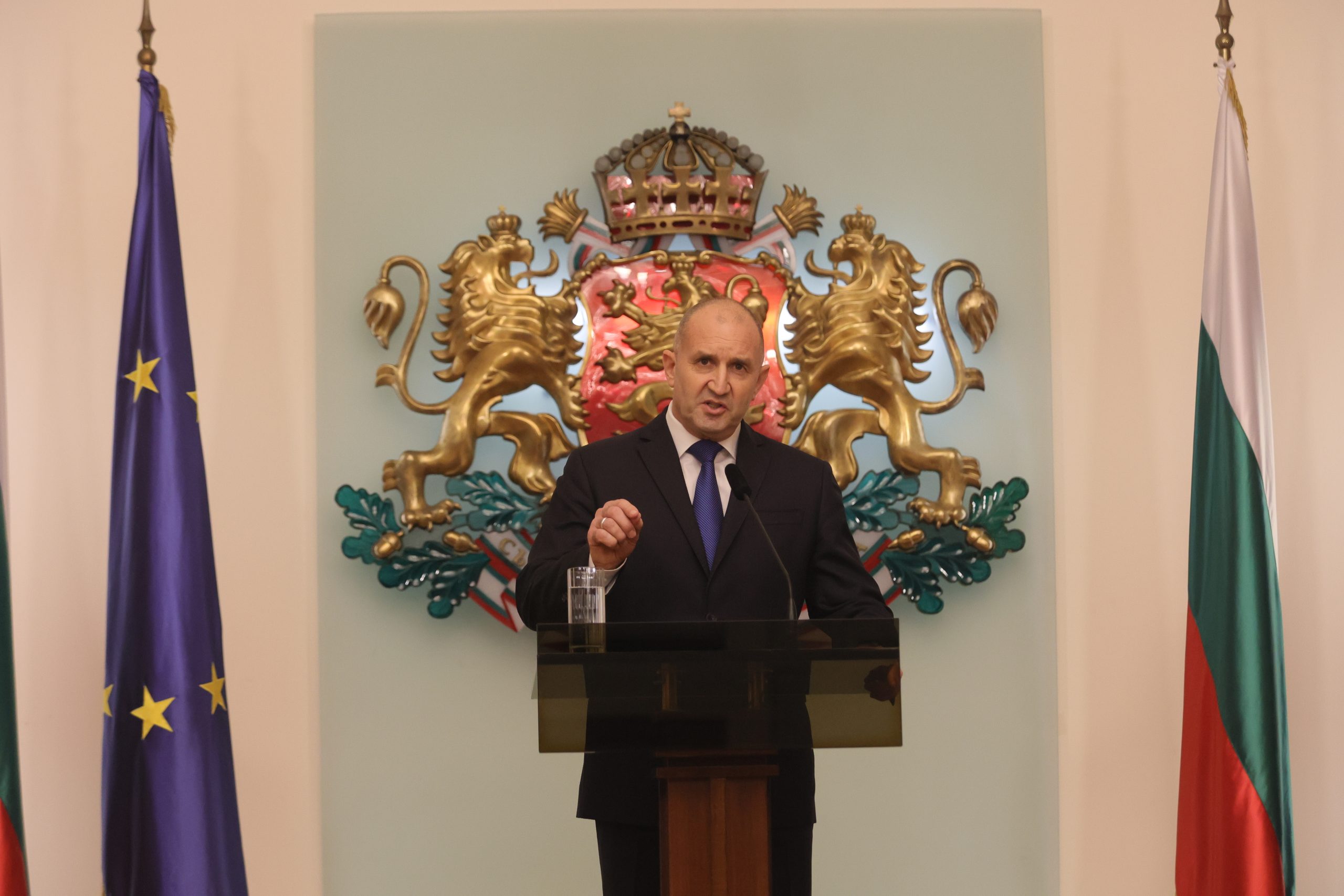 Βουλγαρία: Παραιτήθηκε ο πρόεδρος Ρούμεν Ράντεφ - ertnews.gr