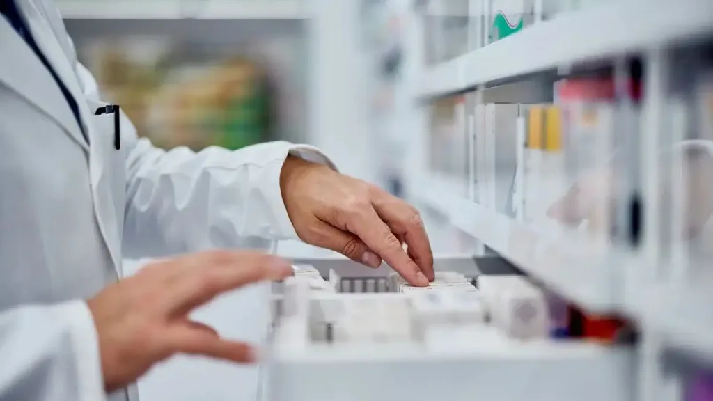 Ποια φαρμακεία είναι ανοιχτά τώρα; Οδηγός εύρεσης σε 1 λεπτό