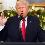 Ο Τραμπ απειλεί την Κολομβία και το Ιράν – Επιμένει πως οι ΗΠΑ «κυβερνούν» τη Βενεζουέλα