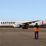 Προσγειώθηκε στο Καράκας το πρώτο αεροπλάνο με Βενεζουελάνους μετανάστες που απελάθηκαν από τις ΗΠΑ μετά τη σύλληψη Μαδούρο