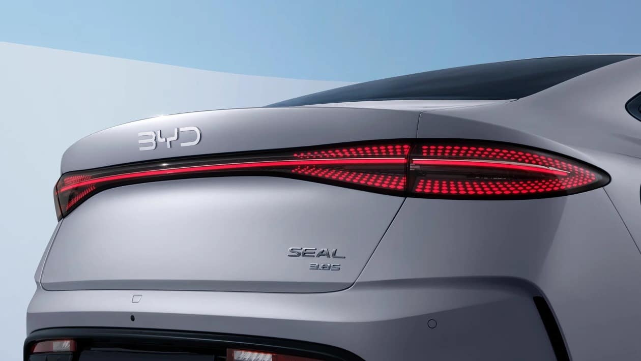 BYD Seal Excellence 523 PS: Τετρακίνητο ηλεκτρικό sedan με 3,8’’ τα 0-100