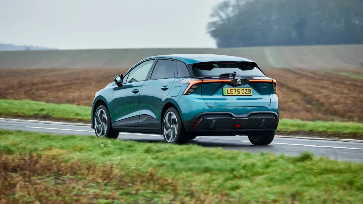 Νέο MG4 2026: Έγινε Premium, έμεινε προσιτό