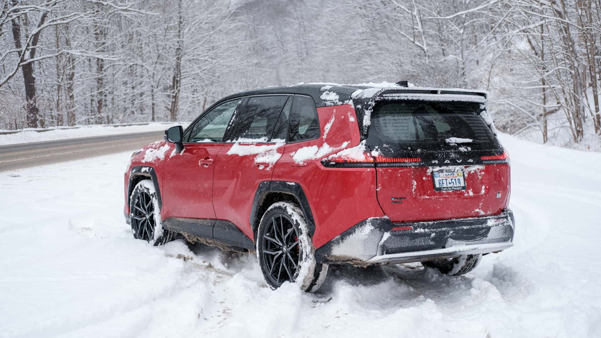 Toyota RAV4 PHEV 2026: Το υβριδικό που υπόσχεται ηλεκτρική καθημερινότητα