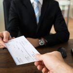 Έσπασε το «φράγμα» των 1.500 ευρώ ο μέσος μισθός πλήρους απασχόλησης στον ιδιωτικό τομέα