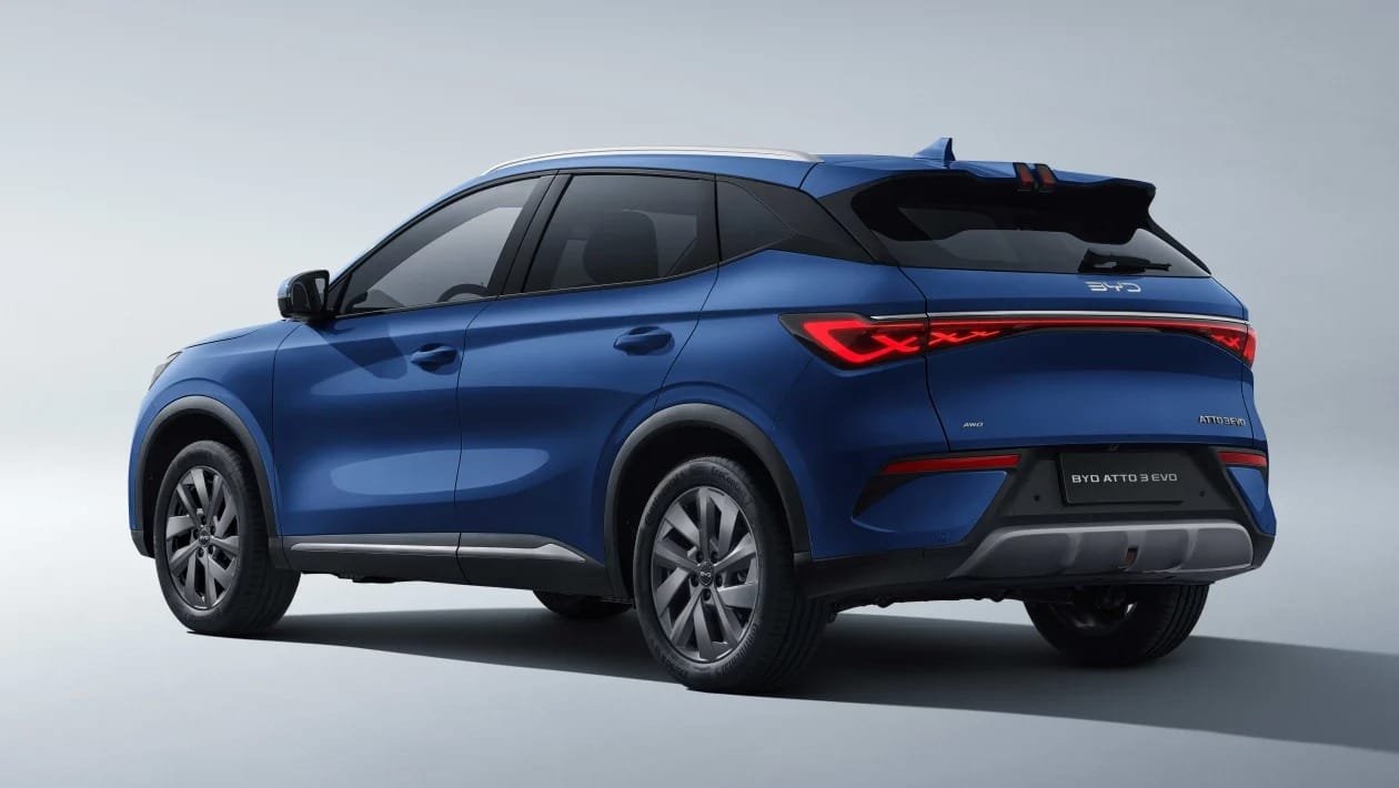 Νέο BYD Atto 3 EVO: 517 km αυτονομία, 442 PS και φόρτιση 220 kW 