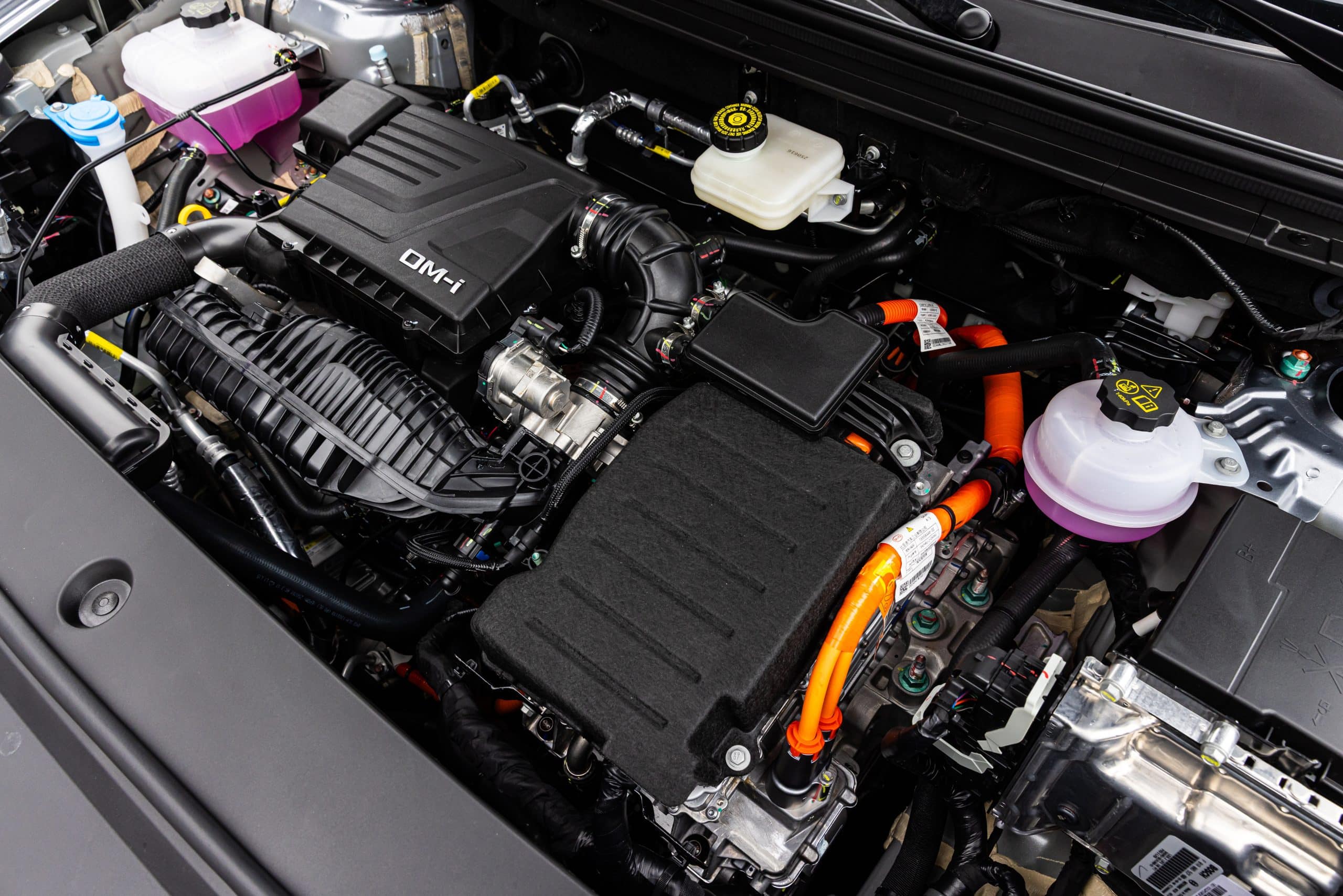 Πρώτη γνωριμία: BYD Sealion 5 DM-i: Το PHEV που αλλάζει τις ισορροπίες