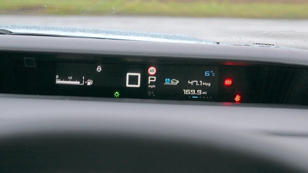 Toyota Aygo X Hybrid vs Citroen C3 Hybrid