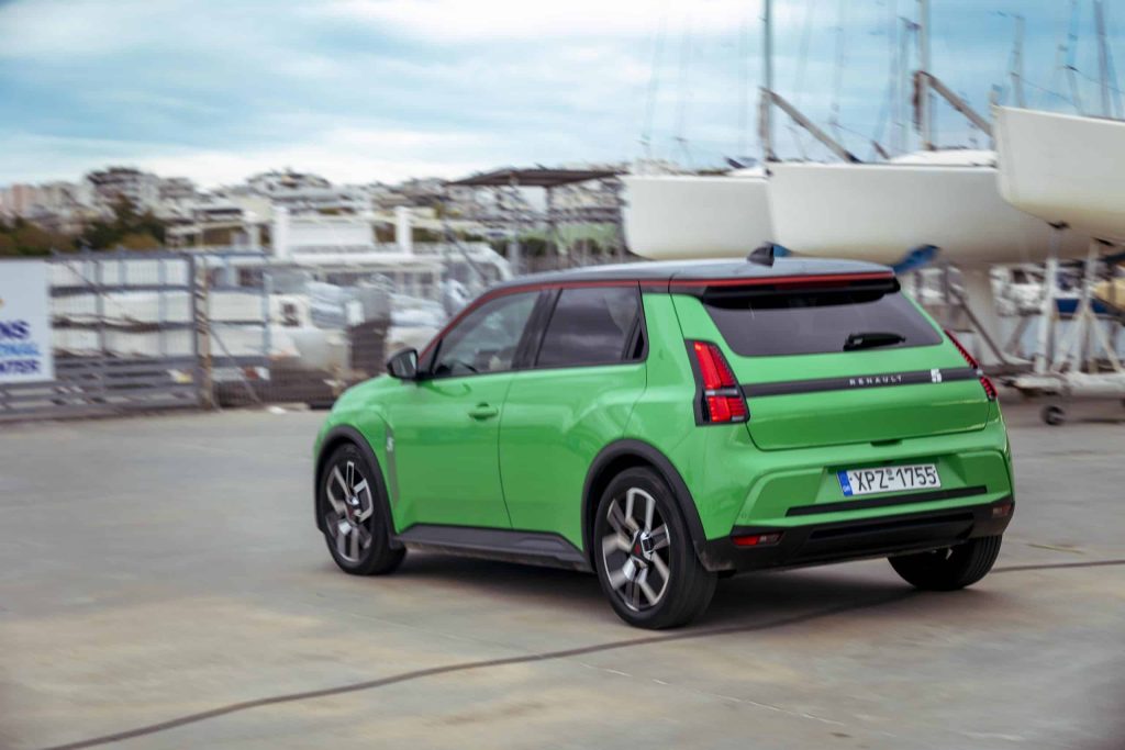 Δοκιμή: Renault 5 -Επαναφορτίζοντας έναν θρύλο