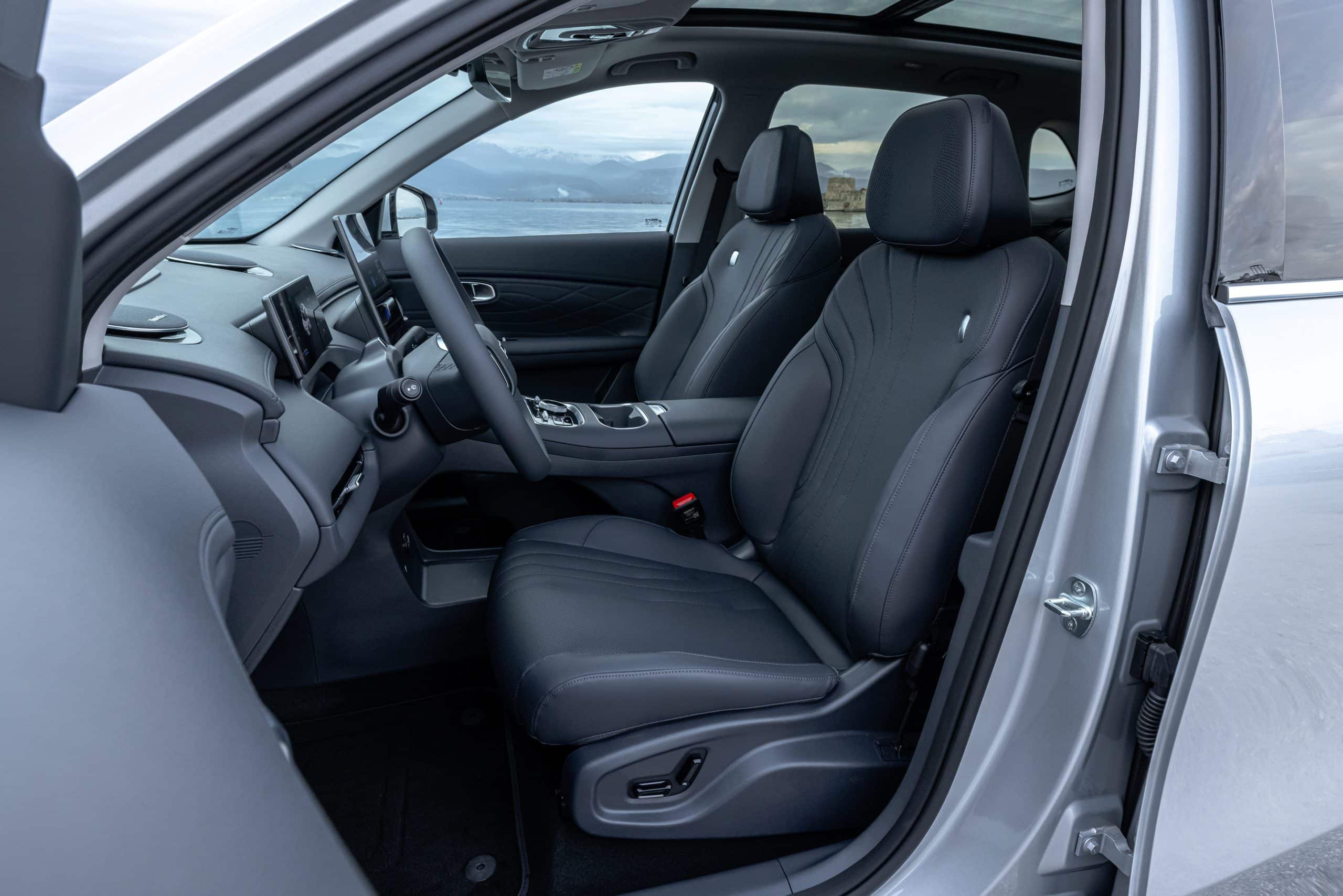 Το νέο Geely STARRAY EM-i ήρθε στην Ελλάδα - Δείτε εκδόσεις και τιμές 