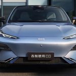 Geely Galaxy E8: Έρχεται να «ταράξει τα νερά» με 636 PS και έως 941 km αυτονομία