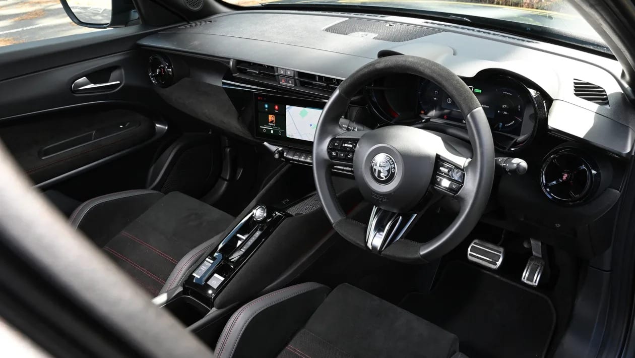 Alfa Romeo Junior Elettrica Veloce: Ιταλίδα γόησσα