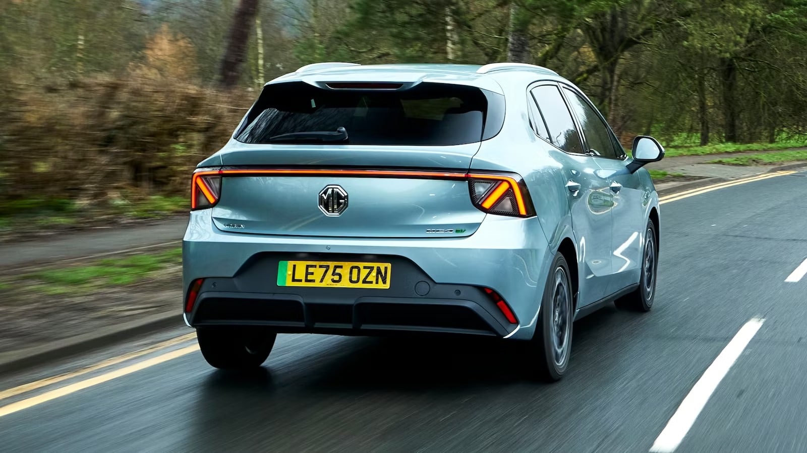 Renault 5 E-Tech vs MG4 Urban: Άλλα κόλπα