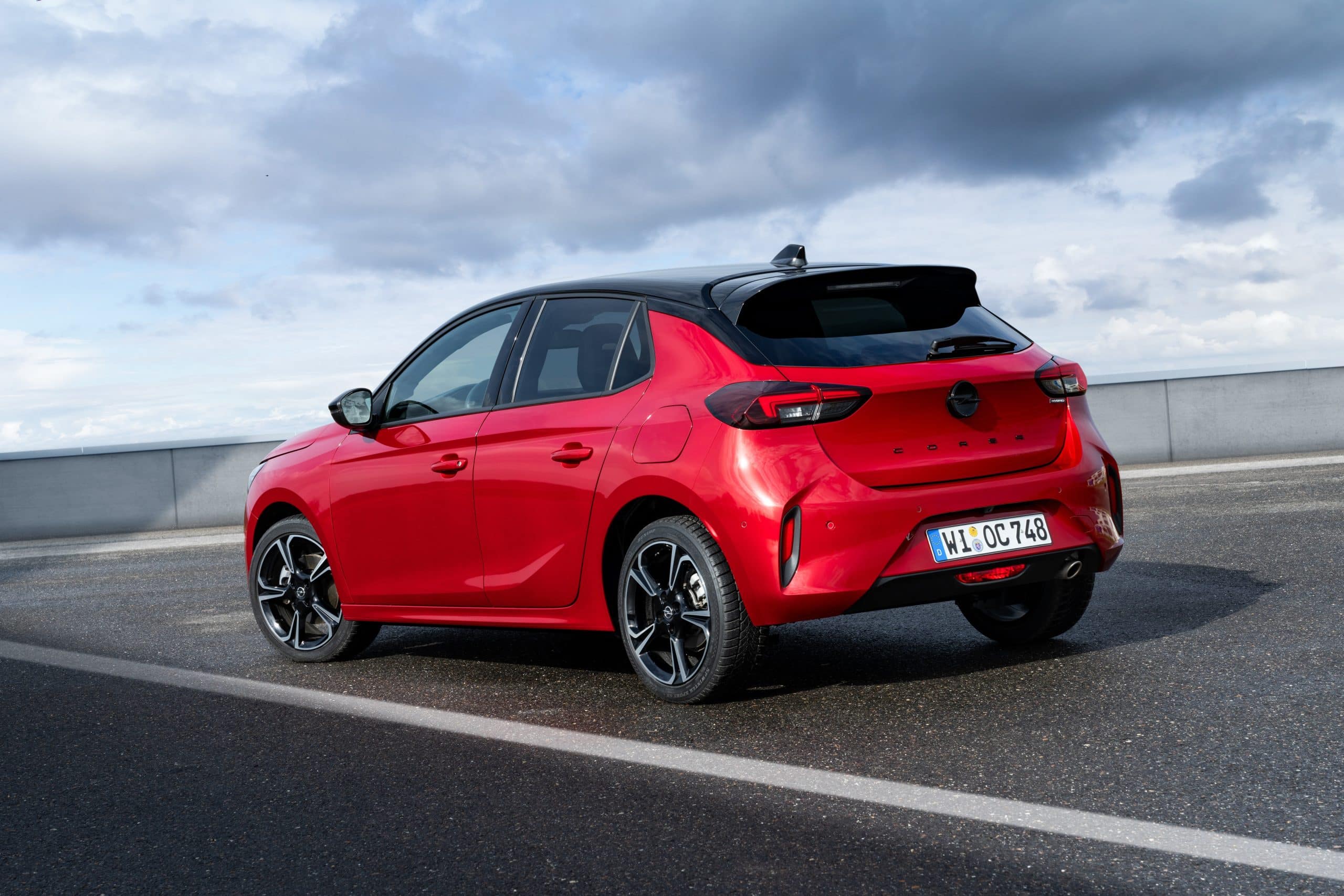 Η Opel στη 2η θέση της αγοράς επιβατικών οχημάτων τον Ιανουάριο