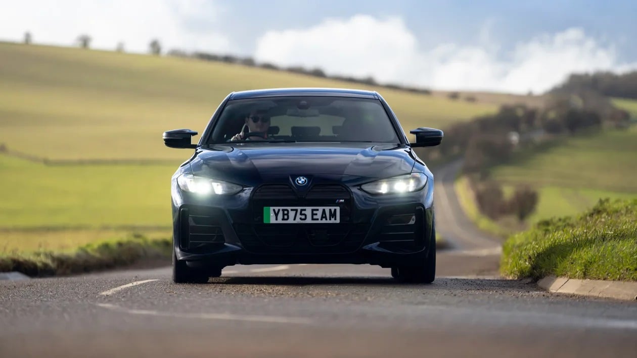 BMW i4 M60: Το ηλεκτρικό Μ που βάζει δύσκολα στο Tesla Model 3