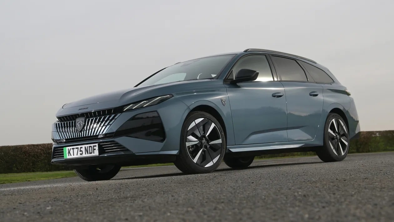 Peugeot E-308 SW: Το ηλεκτρικό που αποδεικνύει ότι τα station wagon δεν πέθαναν