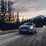 Το Audi Q5 «ανεβαίνει» στις Άλπεις για μια χειμερινή περιπέτεια