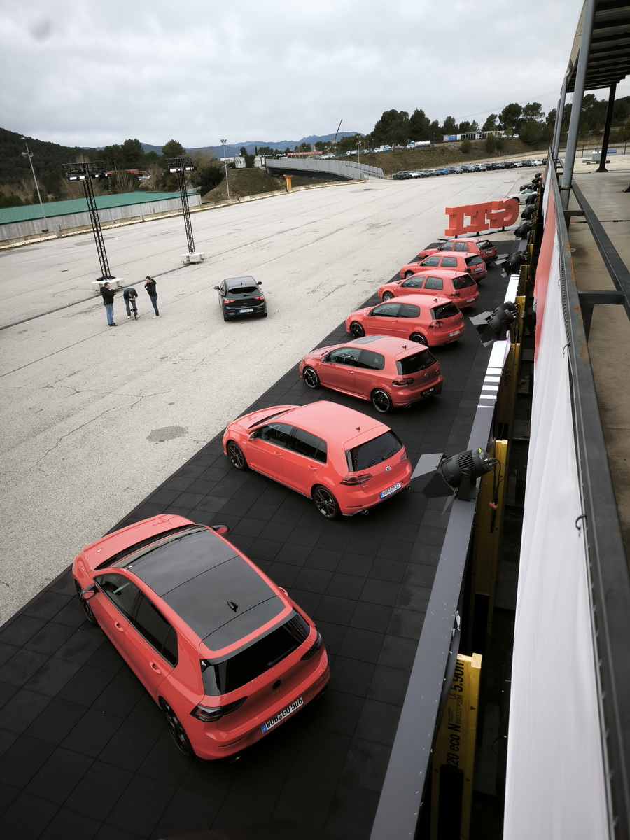 Volkswagen Golf GTI Edition 50 (48)