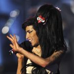 Ρίτσαρντ Γιανγκ: «Την αγάπησα πολύ» – Η ανάμνησή του από την Έιμι Γουάινχαουζ στα Grammy - ertnews.gr