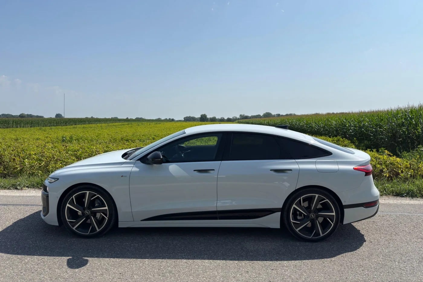 Τα 7 EV με ικανότητα ρυμούλκησης έως 2,3 τόνους