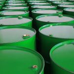 Οι τιμές του πετρελαίου υποχωρούν μετά τις δηλώσεις Τραμπ πως επιδιώκει συμφωνία με το Ιράν