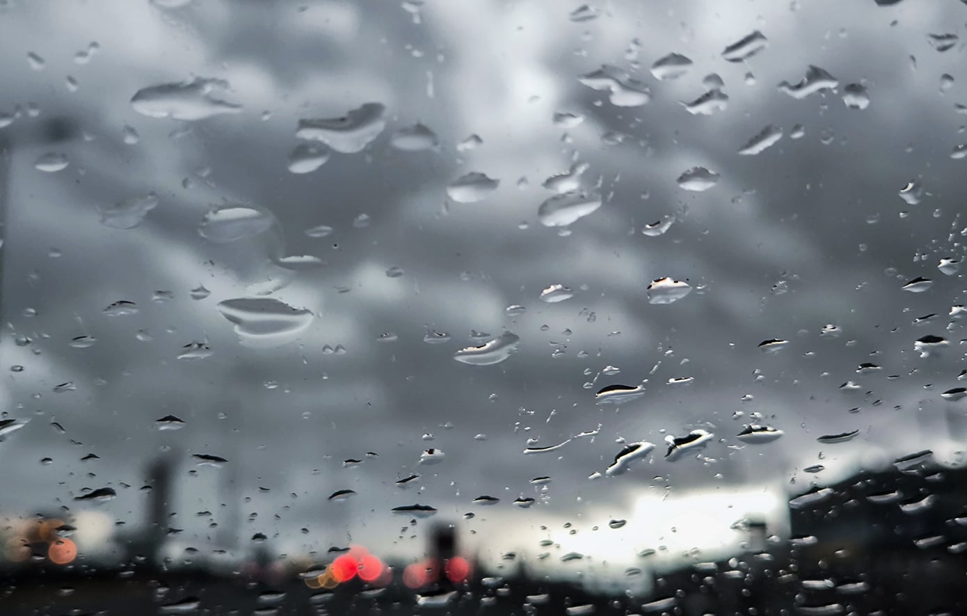 Καιρός: Πού θα εκδηλωθούν τοπικά ισχυρές βροχές και καταιγίδες