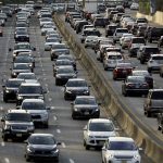 Ομπάμα: «Λιγότερο ασφαλείς και λιγότερο υγιείς» μετά την απόφαση Τραμπ να καταργήσει τα πρότυπα για τις εκπομπές ρύπων - ertnews.gr