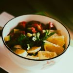 Πώς να υιοθετήσεις μια zero-kilometer διατροφή και να στηρίξεις την τοπική κοινωνία