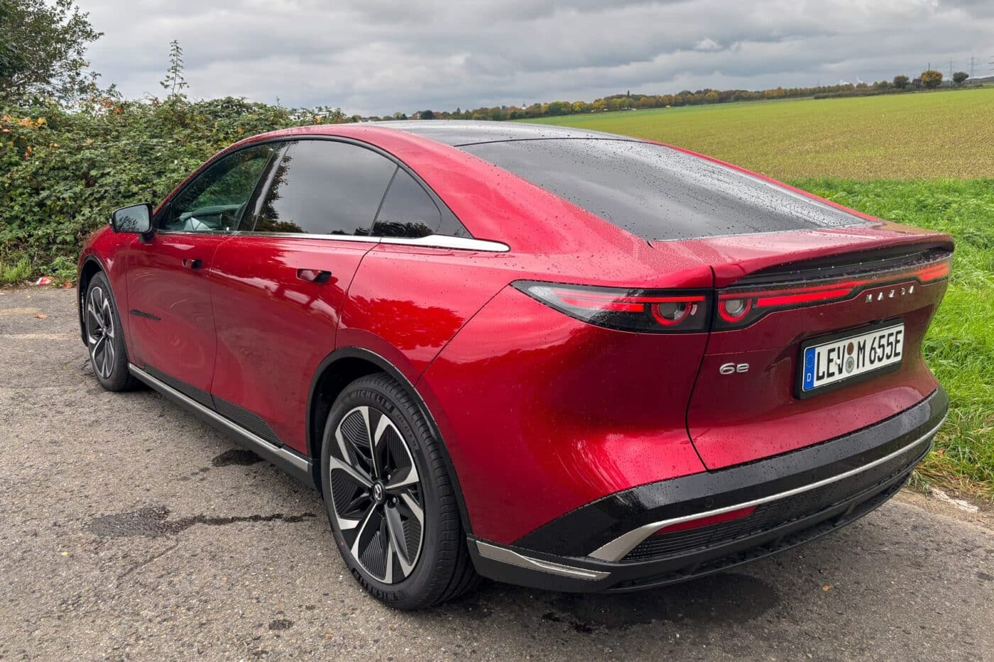 Mazda6e: Αντάξιο βαριάς κληρονομιάς