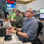 Ο βιομηχανικός δείκτης Dow Jones ξεπέρασε τις 50.000 μονάδες για πρώτη φορά