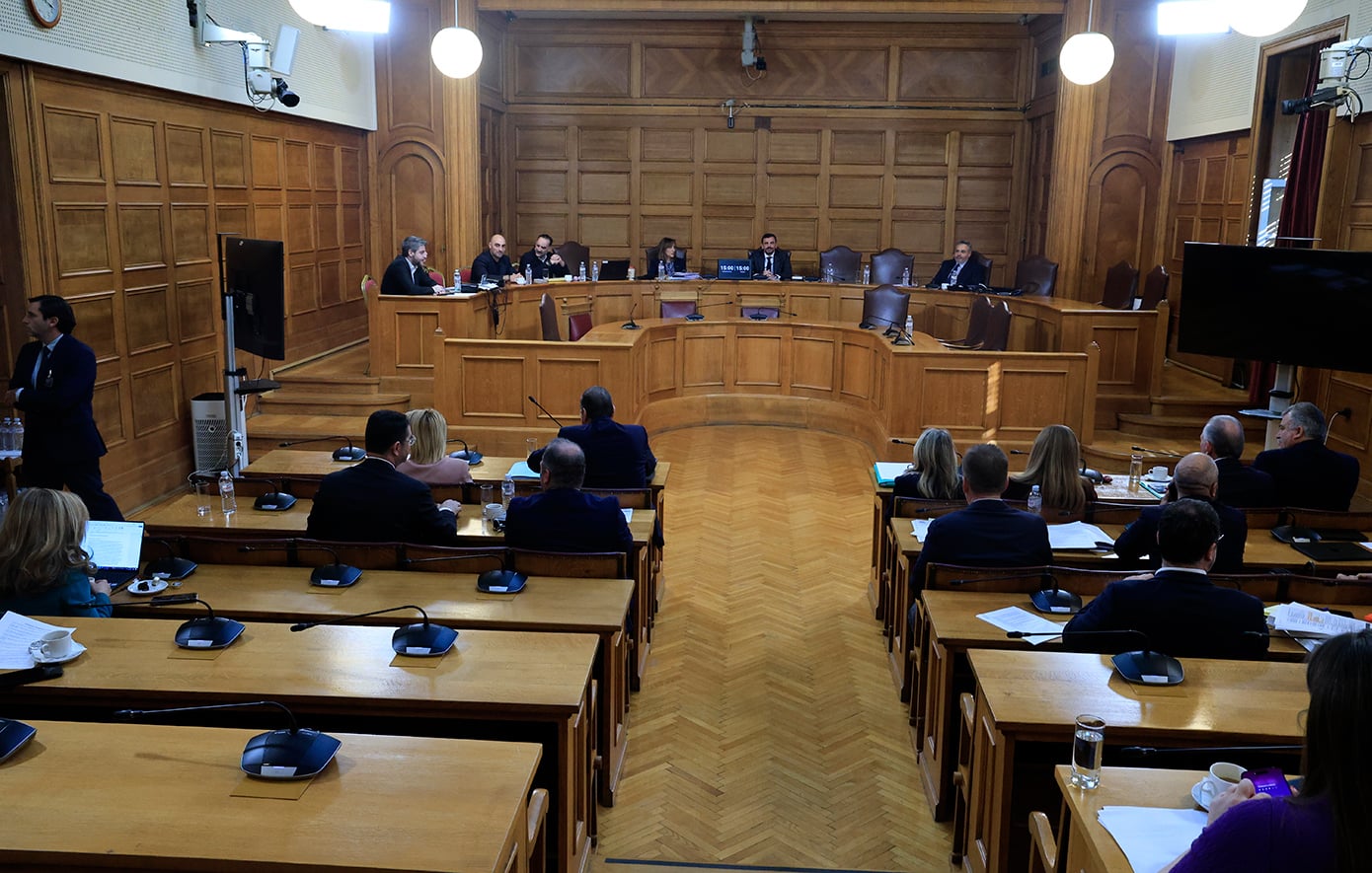 Μύλος με τα διαφορετικά πορίσματα των κομμάτων για τον ΟΠΕΚΕΠΕ