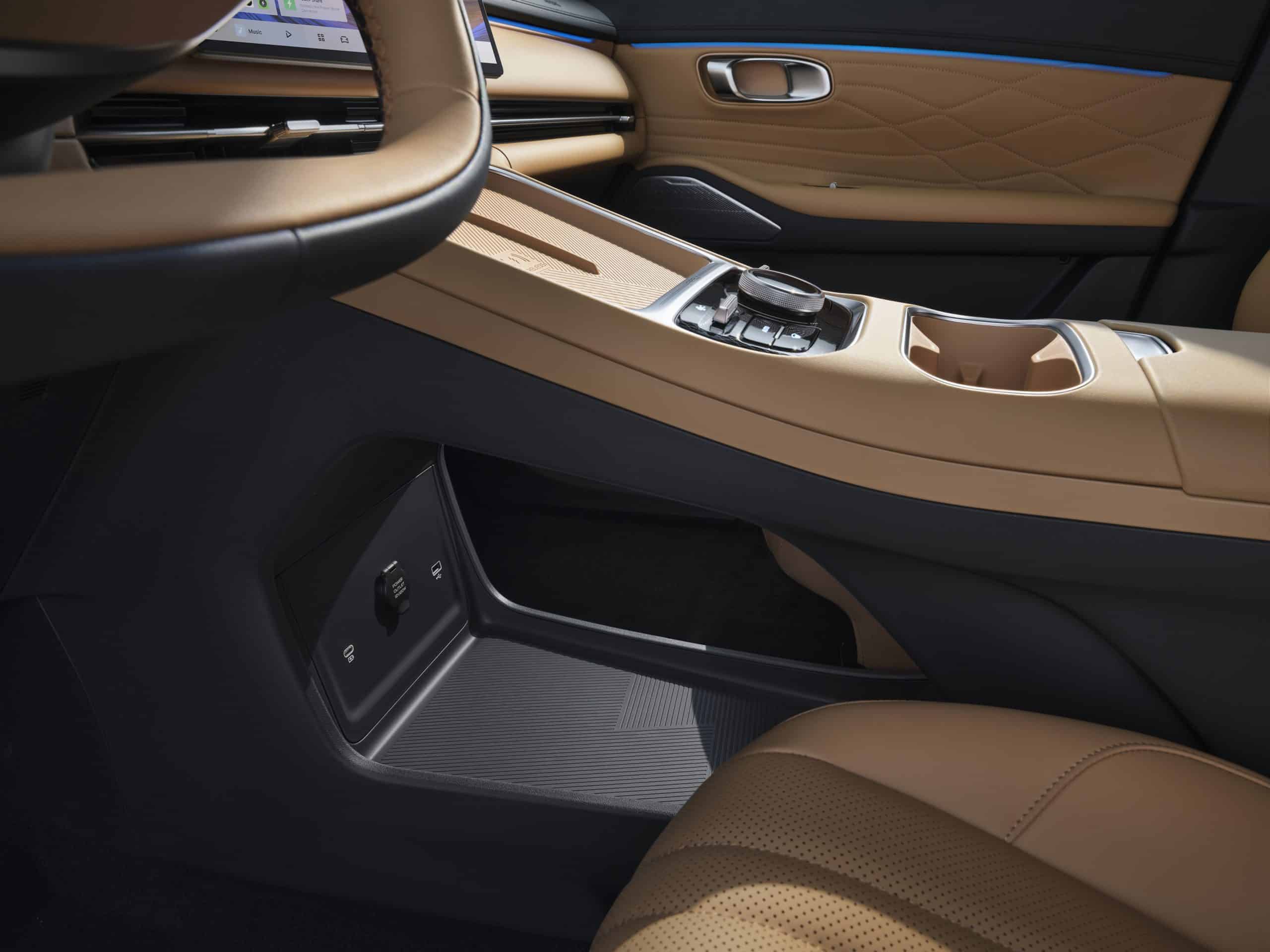 Το νέο Geely STARRAY EM-i ήρθε στην Ελλάδα - Δείτε εκδόσεις και τιμές 