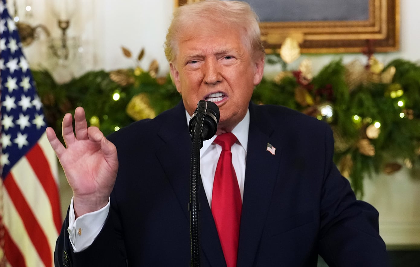 Ο Τραμπ απειλεί εκ νέου το Ιράν με «πολύ τραυματικές» συνέπειες εάν δεν επέλθει συμφωνία