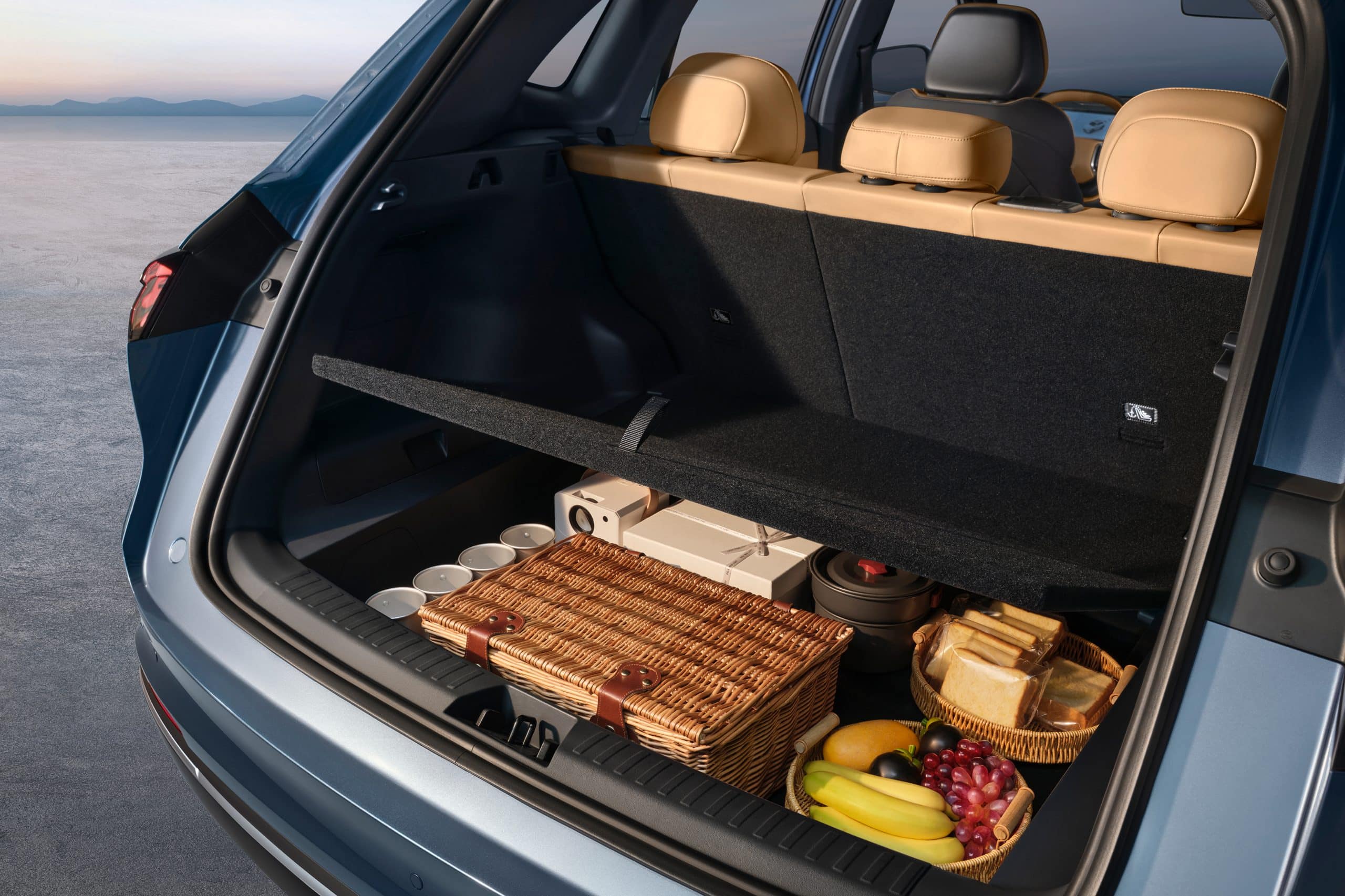 Το νέο Geely STARRAY EM-i ήρθε στην Ελλάδα - Δείτε εκδόσεις και τιμές 