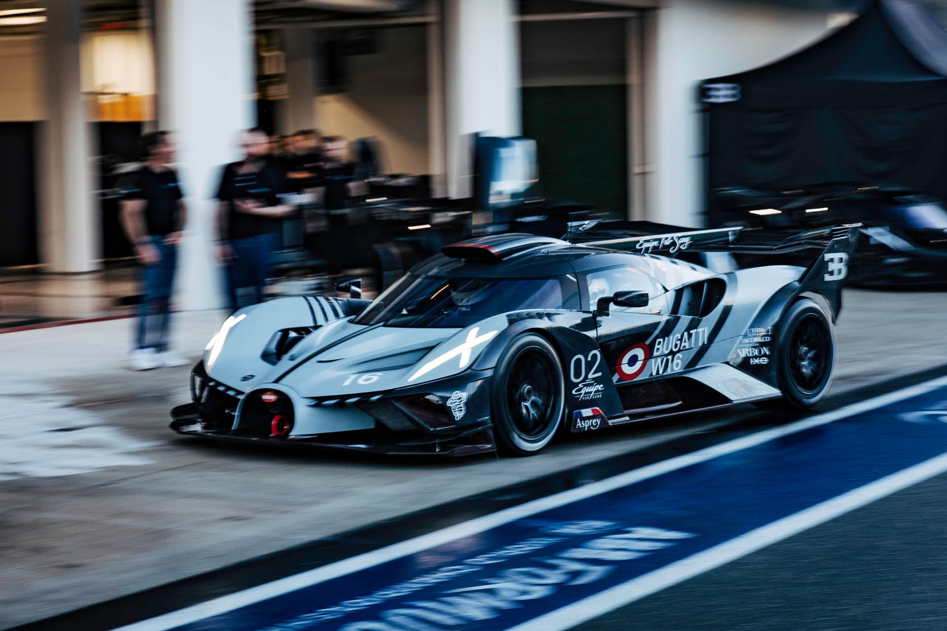 08 2602 BUGATTI Feeling the Track Miami