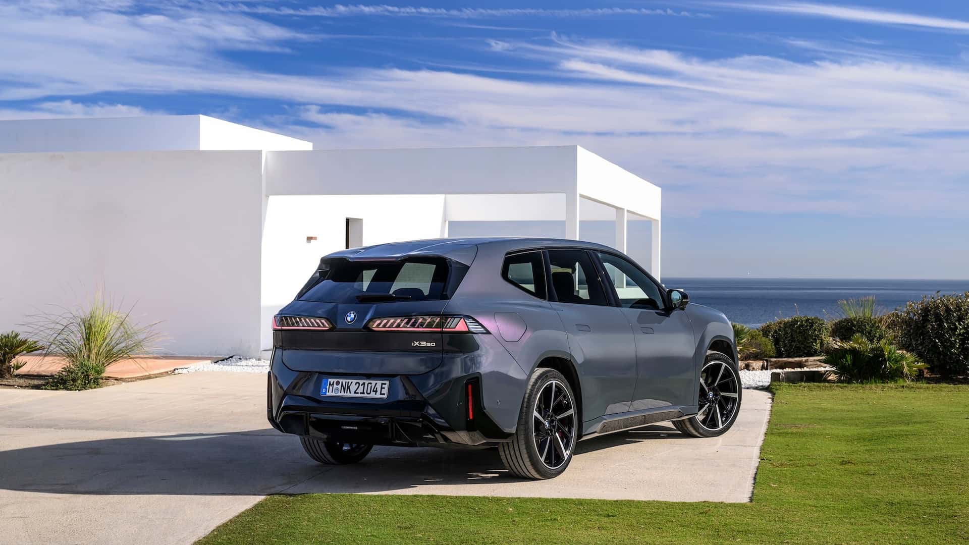 BMW iX3: Το νέο ηλεκτρικό SUV σαρώνει – Η ζήτηση ξεπέρασε κάθε πρόβλεψη