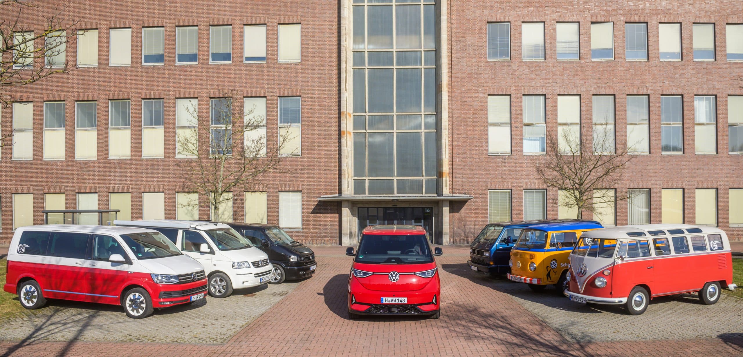 Η Volkswagen Επαγγελματικά Οχήματα γιορτάζει 70 χρόνια