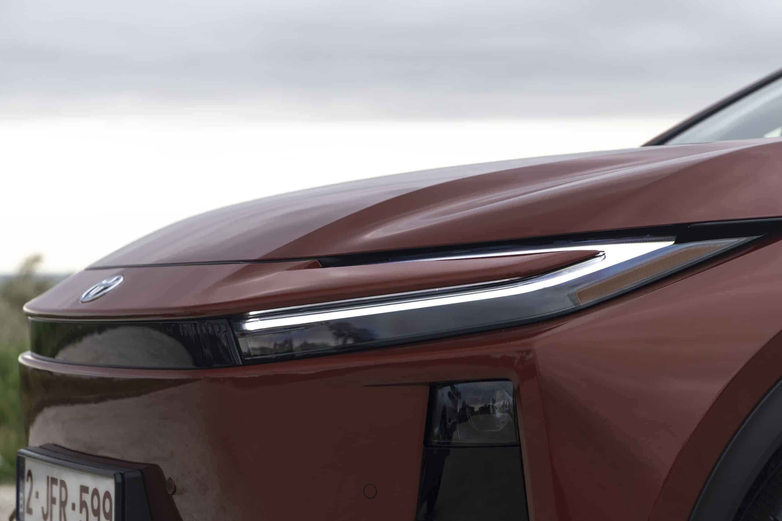 Toyota C-HR+: Τρίτο και ηλεκτρικό