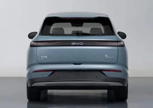 Το νέο BYD Atto 3 αλλάζει τα πάντα: Μεγαλώνει, γίνεται πισωκίνητο και φορτίζει σε 5΄