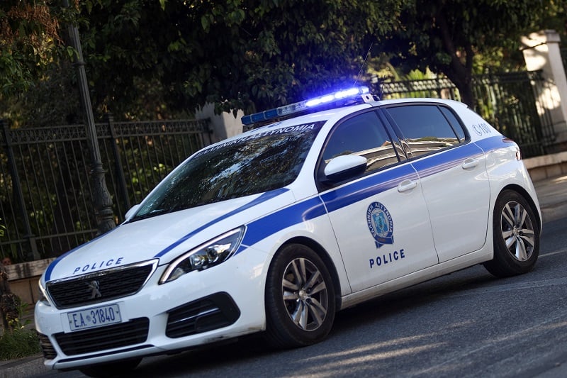 Συναγερμός στη Νέα Μάκρη: Τρία άτομα πυροβόλησαν διερχόμενο αυτοκίνητο στη λεωφόρο Μαραθώνος