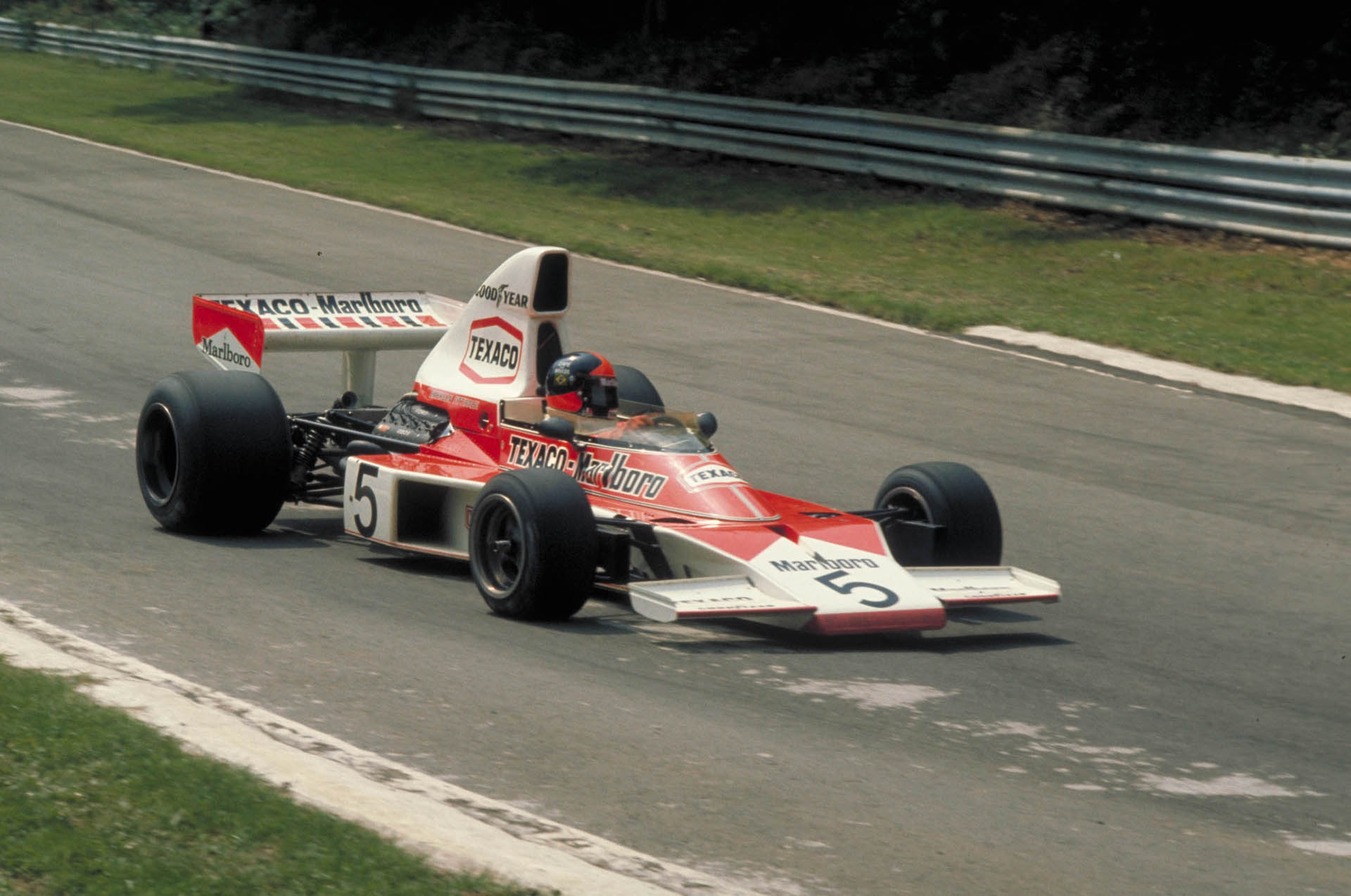 F1 Emerson Fittipaldi (McLaren Ford) 1974 Brands Hatch F1 Emerson Fittipaldi (McLaren Ford) 1974 Brands Hatch