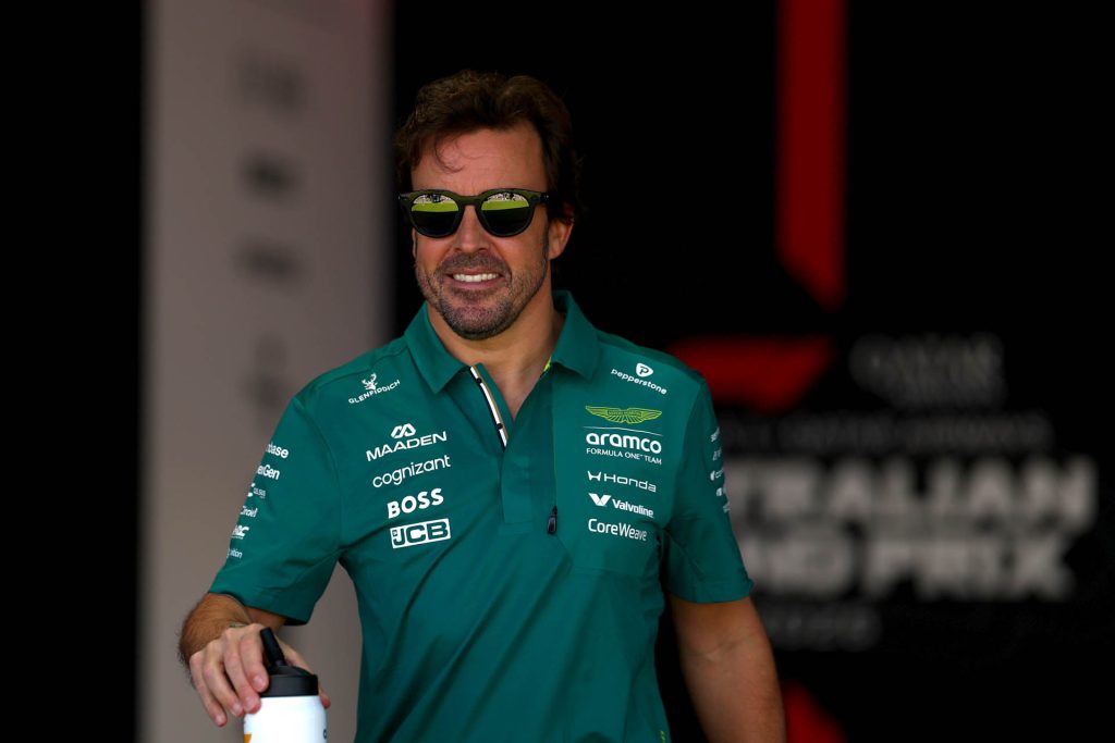 F1 Fernando Alonso (Aston Martin) (3)