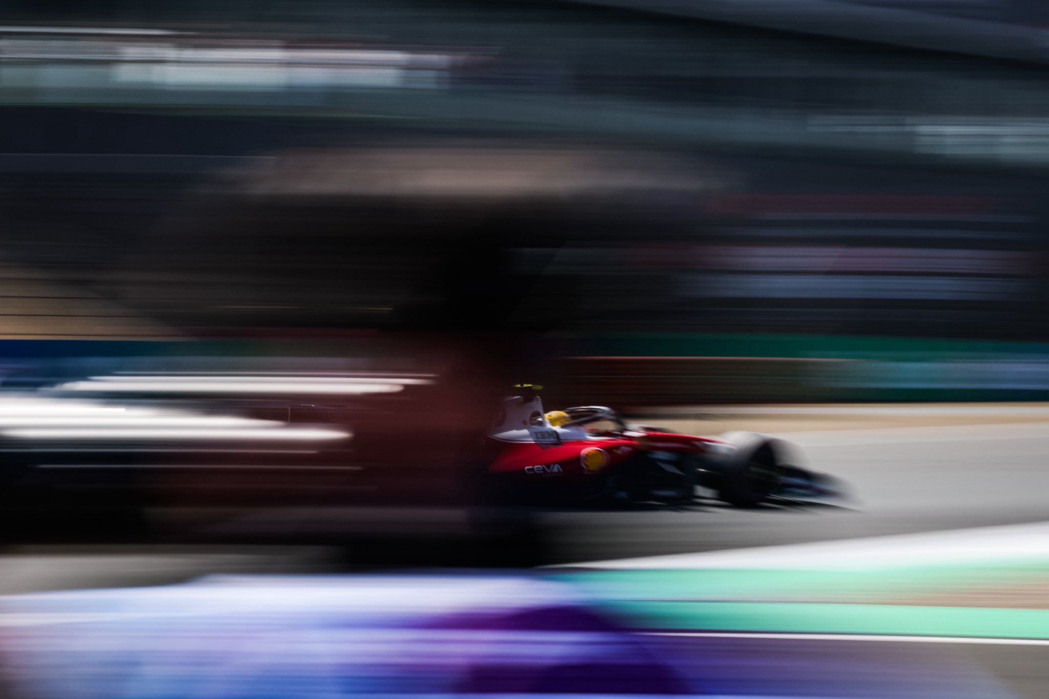 F1 Lewis Hamilton (Ferrari) F1 Lewis Hamilton (Ferrari)