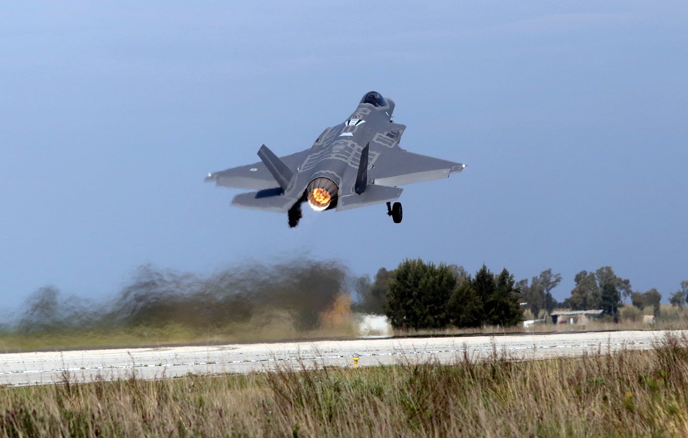 Χτυπήθηκε αμερικανικό F-35 από ιρανικά πυρά και έκανε αναγκαστική προσγείωση