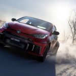Το GR Yaris εξελίσσεται με βελτιώσεις που εστιάζουν στην οδηγική εμπειρία
