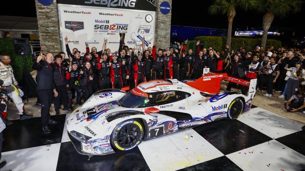 IMSA 2026 12h Sebring (1)