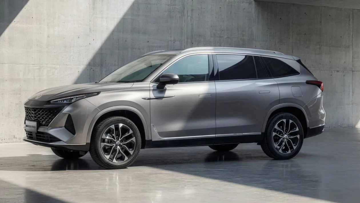 Το νέο 7θέσιο SUV MGS9 PHEV έρχεται για να βάλει πονοκέφαλο στη κατηγορία