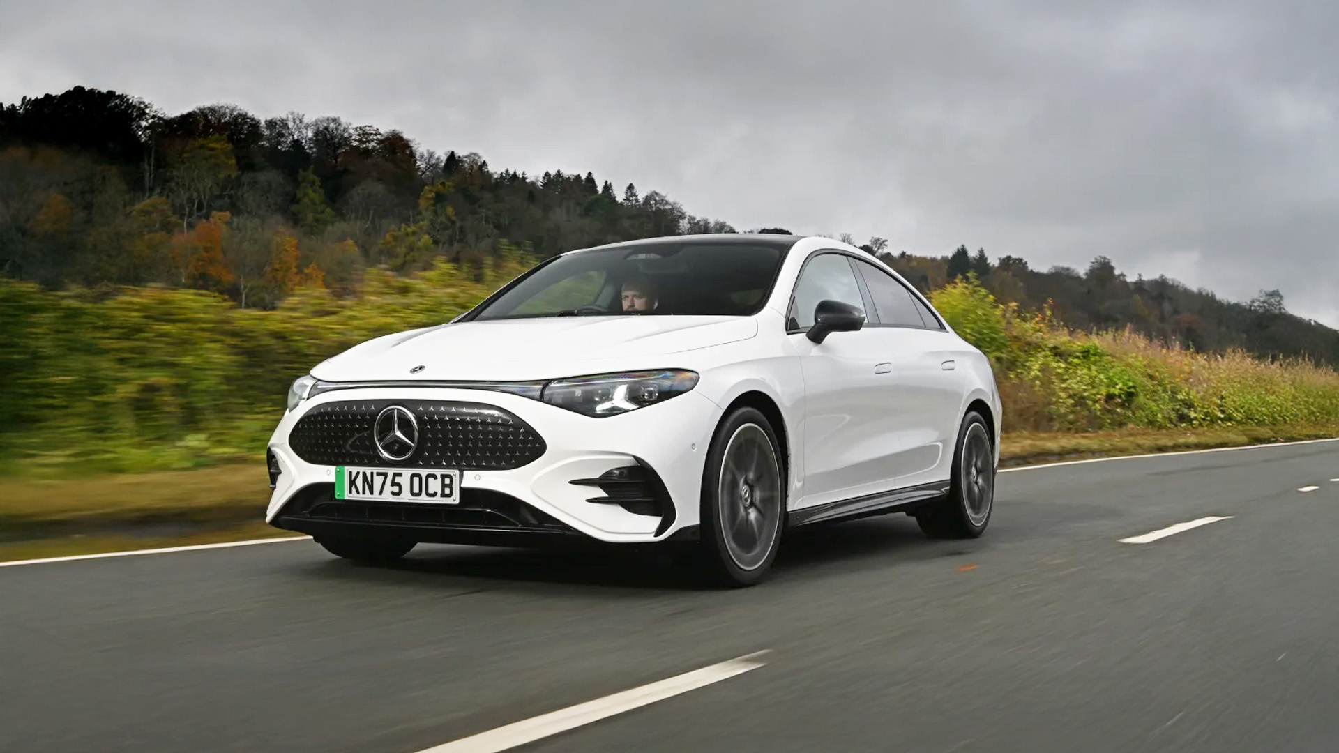 Οδηγούμε τη νέα Mercedes-Benz CLA στην ηλεκτρική και υβριδική εκδοχή της